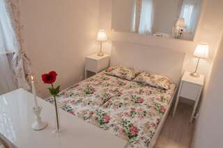 Отели типа «постель и завтрак» B&B 4.Couples & 4.Friends Hostel Краков Двухместный номер с 1 кроватью-23