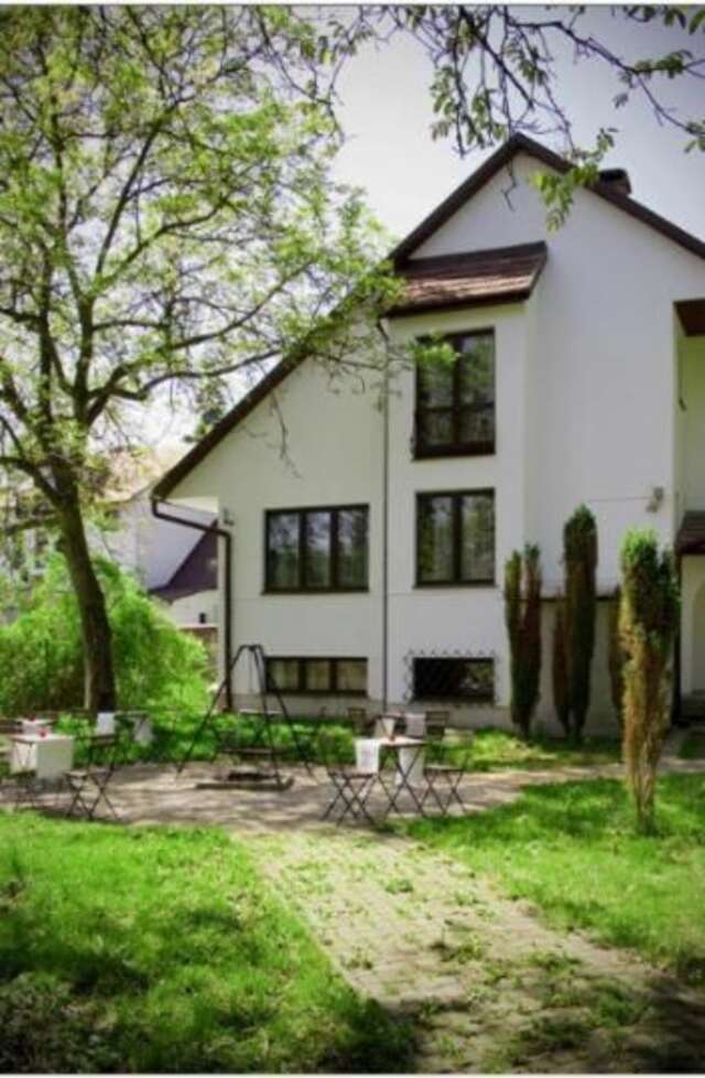 Отели типа «постель и завтрак» B&B 4.Couples & 4.Friends Hostel Краков-30